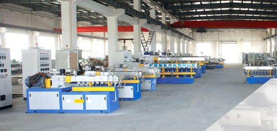 Parallel Co- Rotating Twin Screw Extruder for Engineering polymer &amp; glass fiber reinforcement Pelletizing