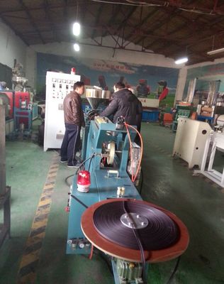 Customized Magnetic Gasket Extruder Machine Line for Refrigerator Door Production