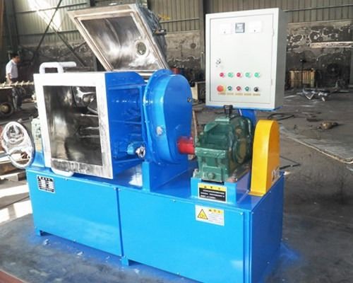 Lab size Z type vacuum sigma kneader/ Double Blade Vacuum sigma mixer for laboratory use /Lab size Kneading Mixer