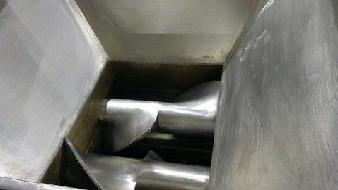 5000 Double-arm Forced-feed Rubber Strainer Machine for in Manufacturing Plant