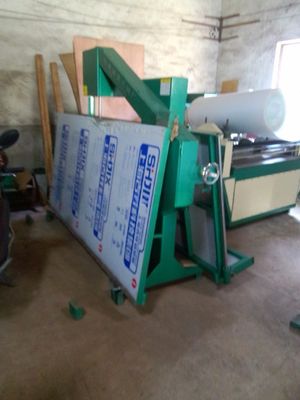 Video Technical Support Vertical Cutting Machine for EPE Foam Eva Sponge and Foam Sheet