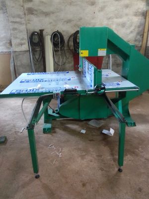 Video Technical Support Vertical Cutting Machine for EPE Foam Eva Sponge and Foam Sheet