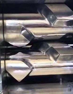 Rubber Kneader for Reclaimed Lab Rubber and Plastics Mixing at Manufacturing Plant