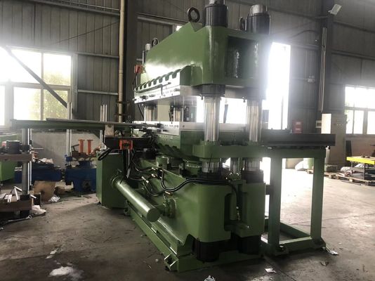 Long Service Life 700T Hydraulic Vulcanization Press Machine for Rubber at Affordable