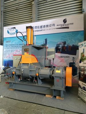 Improved 55l Rubber Kneader Mixer Machine with Dust Collector and Bucket Elevator