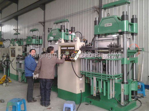 Rubber Tile Hydraulic Press Plate Vulcanizing Machine with Accurate Temperature Control
